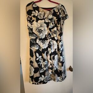 Women’s short silk dress